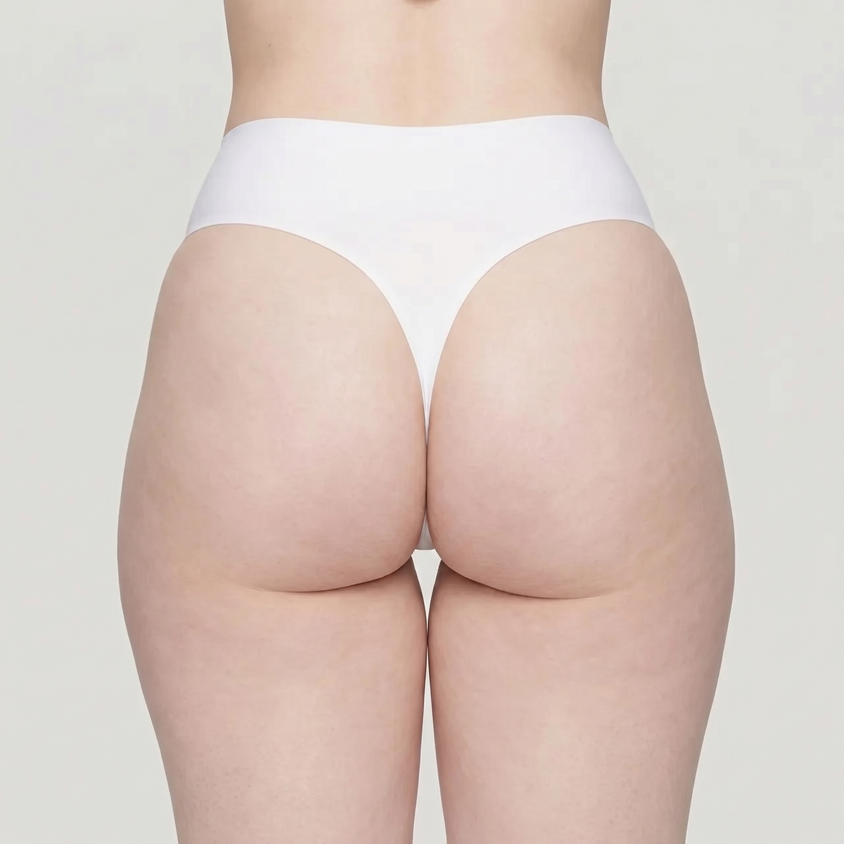 High-Waist Seamless Thong™